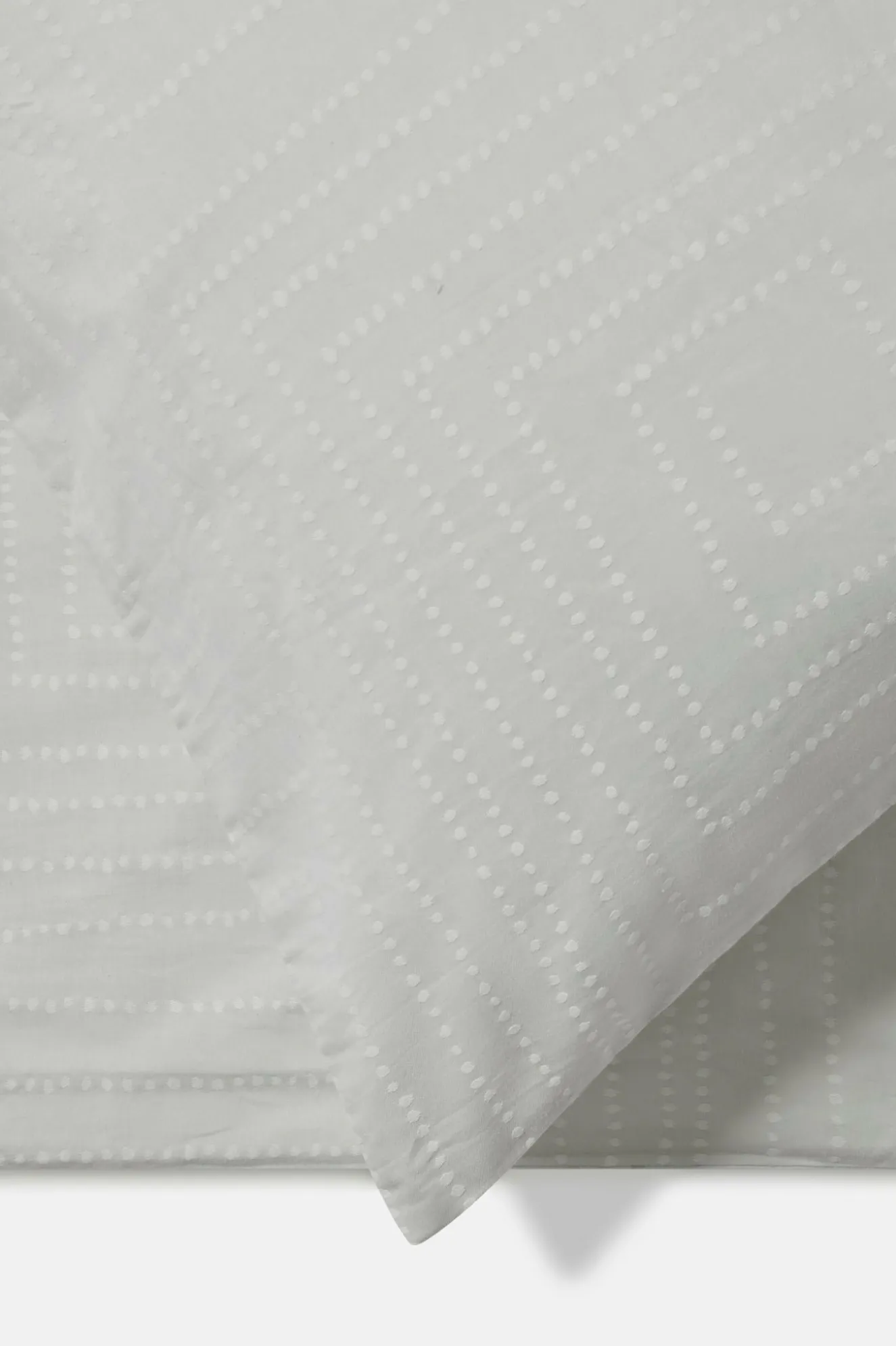 Jasper Conran Dot To Dot Jacquard Pillow Case New